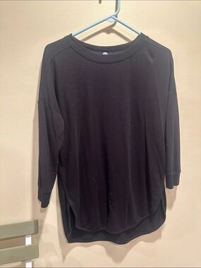Cupio Black Sweater